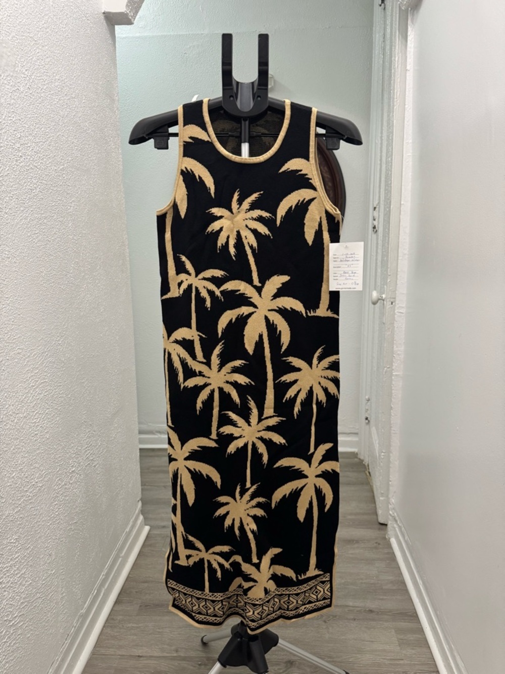 J.McLaughlin Palm Print Sleeveless Dress XS Black Tan Resort Knit Midi - Picture 4 of 12